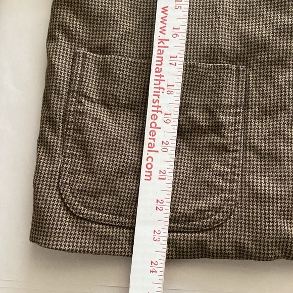 Valerie Stevens Button down Blazer Barn Jacket Size M Brown check patch pockets - Picture 11 of 13